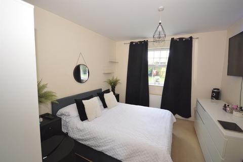 2 bedroom ground floor flat to rent, Malyon Close, Braintree, CM7