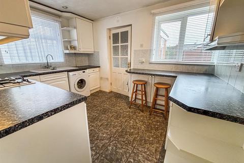 2 bedroom semi-detached bungalow for sale, Northcote, Putnoe, Bedford