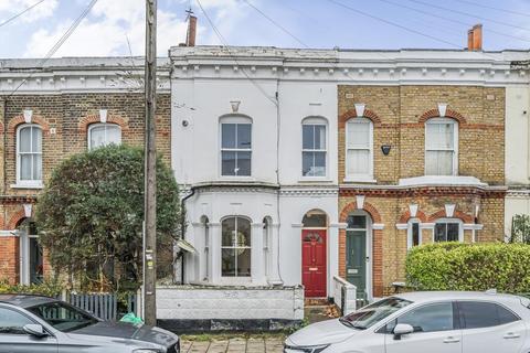 2 bedroom flat for sale, Pulross Road, Brixton