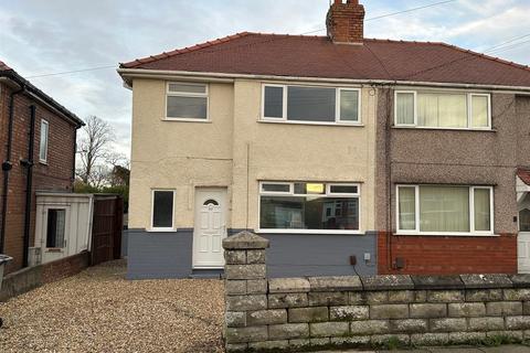 3 bedroom semi-detached house to rent, Crosthwaite Avenue, Wirral