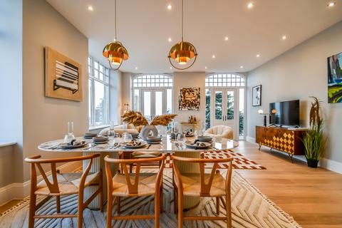 undefined, The Grand Apartments, Leigh-On-Sea SS9