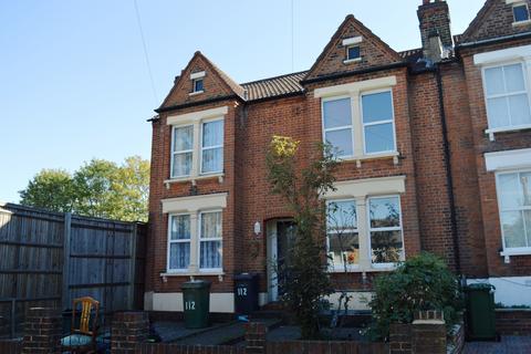 2 bedroom house to rent, Adamsrill Road Sydenham SE26