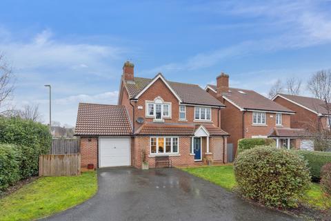 4 bedroom detached house to rent, Mably Grove, Wantage OX12