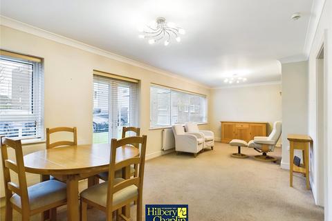 2 bedroom apartment for sale, Hutton Road, Shenfield, Brentwood, Essex, CM15