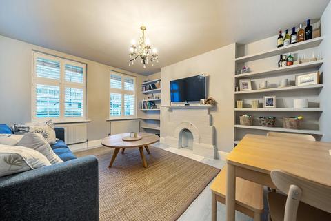 3 bedroom flat for sale, Richmond Hill Court, Richmond, TW10