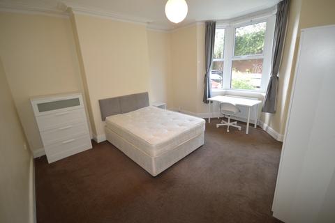 2 bedroom flat to rent, Stratford Grove West, Newcastle upon Tyne NE6