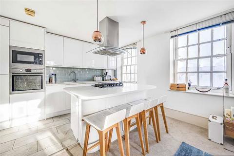 1 bedroom flat for sale, Nuttall Street, London N1