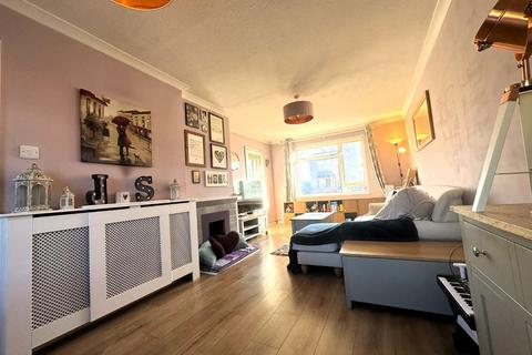 56 Edison Road, Stevenage, SG2 0DF