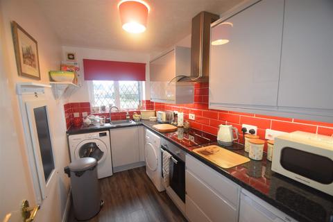 2 bedroom apartment for sale, Underhill Close, Newport