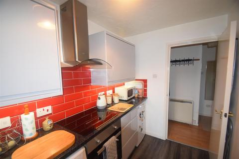 2 bedroom apartment for sale, Underhill Close, Newport