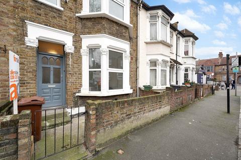 3 bedroom house for sale, Dagenham Road, Leyton,E10