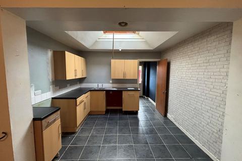 16 Wellesley Street, Gloucester, GL1 4QP