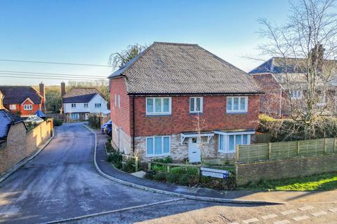 4 bedroom detached house for sale, Modern Family Home In Cranbrook