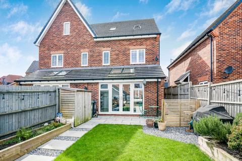 3 bedroom semi-detached house for sale, Causeway Close, Oxfordshire OX9