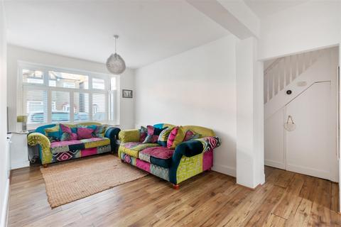 3 bedroom end of terrace house for sale, Morden Gardens, Mitcham CR4