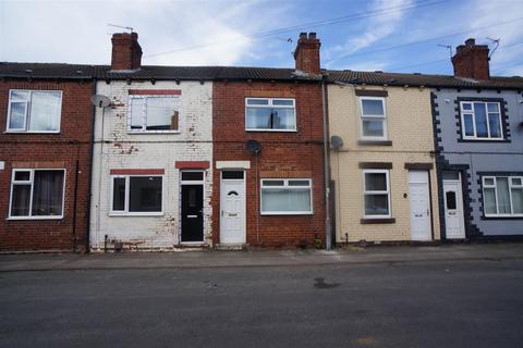 2 bedroom terraced house to rent, Dickinson Terrace, Featherstone, Pontefract