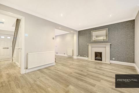 4 bedroom detached house to rent, Woodford Green IG8