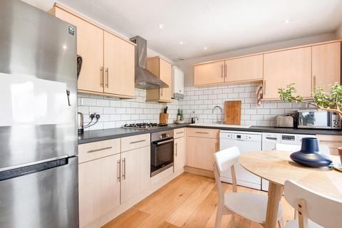5 Tintern Close, London, SW19 1DP