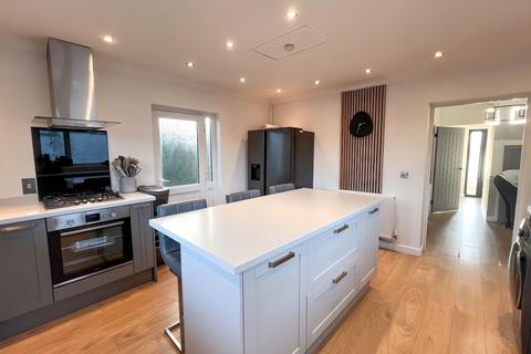 23 Heol Las, Pencoed, Bridgend, CF35 6YN