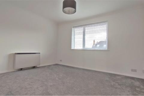 2 bedroom apartment to rent, Sumner Road, Farnham, Surrey, GU9