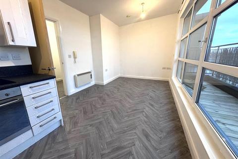 2 bedroom flat to rent, Devonshire Point, Devonshire Road, Eccles