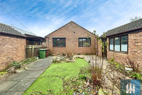 2 bedroom bungalow for sale, Rosslyn Court, Ackworth, Pontefract, West Yorkshire, WF7