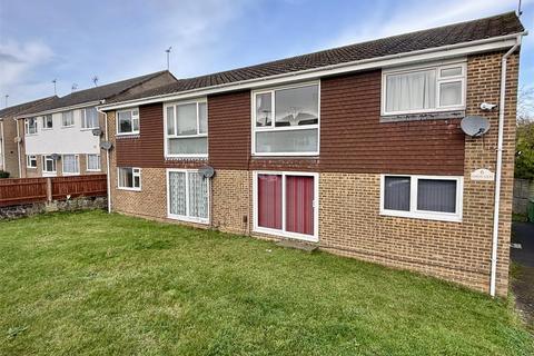 2 bedroom flat for sale, Dawkins Road, Poole BH15