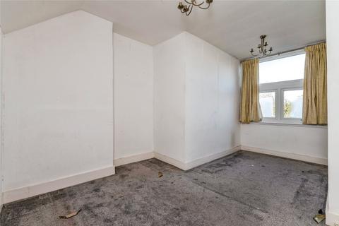 3 bedroom maisonette for sale, High Street, Brentwood, Essex, CM14