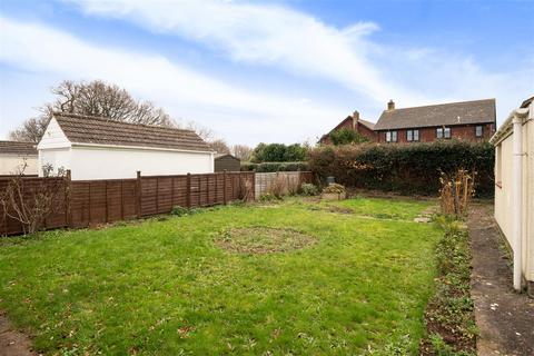 2 bedroom bungalow for sale, St. Michaels Close, Alphington, Exeter