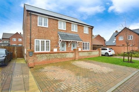 3 bedroom semi-detached house for sale, Broyd Avenue, Halstead