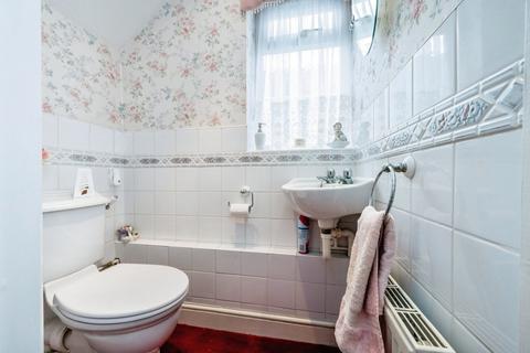 54 Edmonds Drive, Stevenage, SG2 9TH