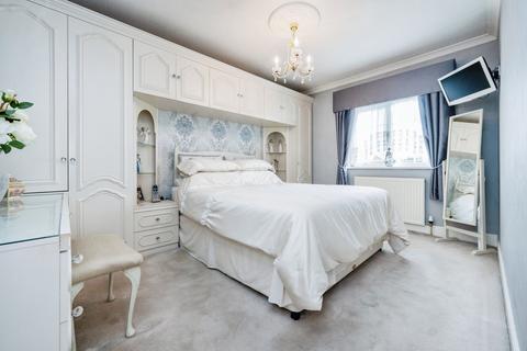 54 Edmonds Drive, Stevenage, SG2 9TH