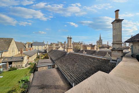 2 bedroom retirement property for sale, Torkington Gardens, Stamford, PE9