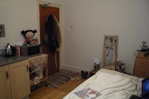 undefined, Agincourt Road, Hampstead NW3