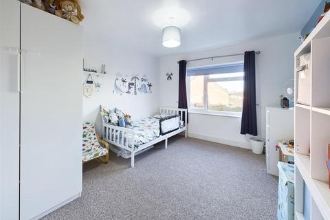 67 Cotteswold Road, Gloucester, GL4 6RH