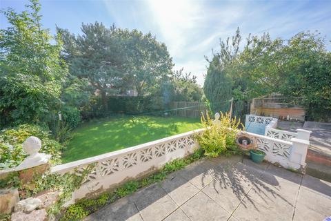 3 bedroom semi-detached house for sale, Oakwood Avenue, Low Fell, NE9