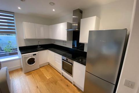 1 bedroom flat for sale, Elstree House, Borehamwood