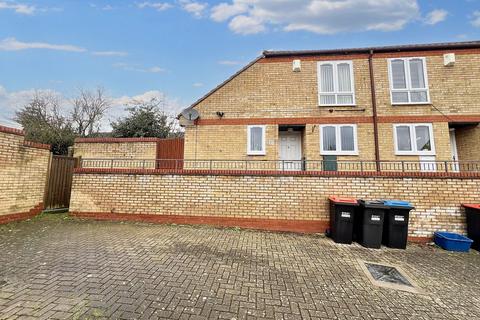 1 bedroom end of terrace house for sale, Hartwort Close, Milton Keynes MK7