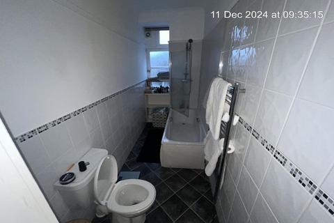 0/2, 15 Craig Road, Glasgow, G44 3DW