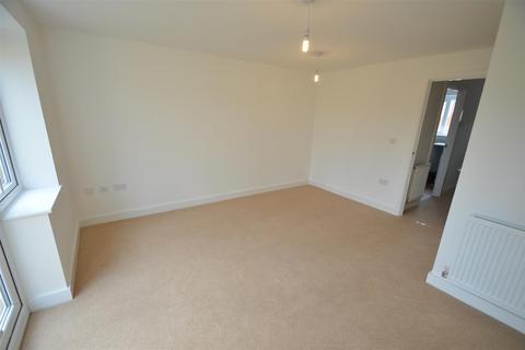 2 bedroom end of terrace house to rent, Penson Way, Abbey Walk