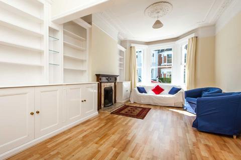 4 bedroom house to rent, Kelmscott Road, London SW11