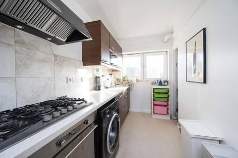 3 bedroom flat for sale, Penton Rise, King's Cross, London, WC1X