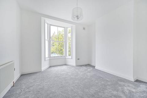 3 bedroom maisonette to rent, Penshurst Road, Victoria Park, London, E9