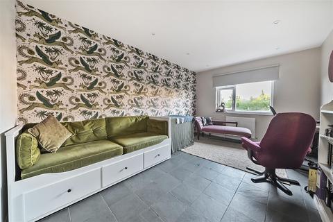 39 Glasshouse Lane, Exeter, EX2 7BX