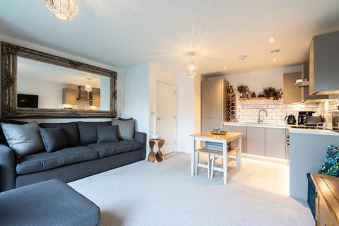 1 bedroom apartment for sale, K D Plaza, Cotterells, Hemel Hempstead, Hertfordshire, HP1