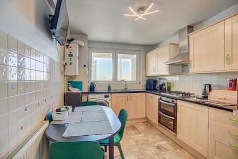 3 bedroom flat for sale, Kings Road, Brighton, East Sussex, BN1