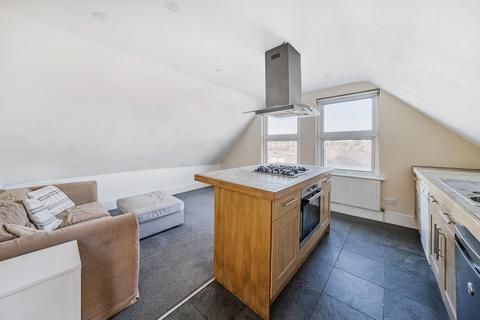 1 bedroom flat for sale, Balham High Road, Balham