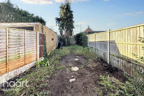 5 Stoke Road, Rainham, RM13 9SF