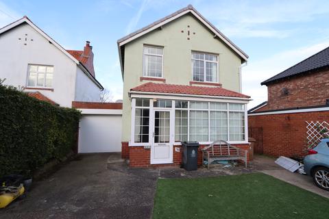 3 bedroom detached house for sale, Grange Park, West Monkseaton, Tyne and Wear, NE25 9RU