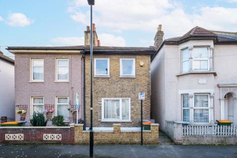 2 bedroom terraced house to rent, Essex Street, London, E7